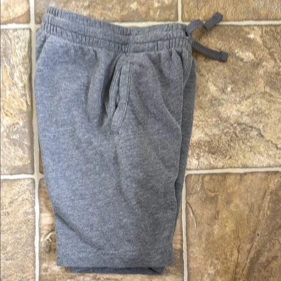 Nike Heather Gray Casual Shorts - Picture 5 of 5